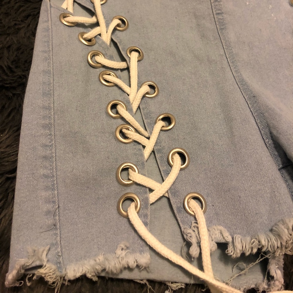 ❄️❄️Lace Up Set❄️❄️ - Picture 2 of 5